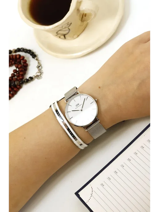 Daniel Wellington Наручные часы Petite DW00100306 оригинал, серый, фото 2