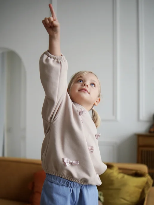mass.kids Толстовка свитшот без начеса с бантиками, бежевый, фото 3
