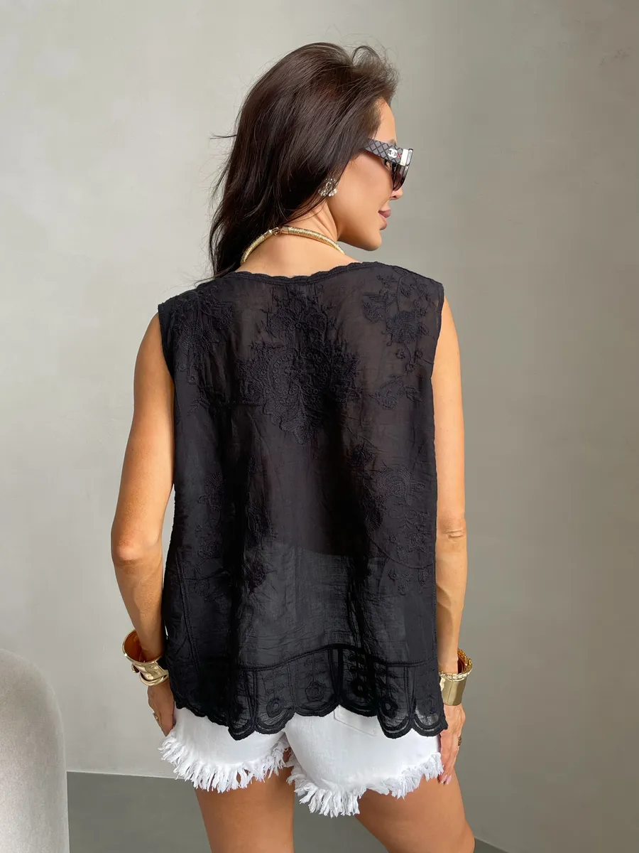 Черный топ блузка летняя нарядная с вышивкой